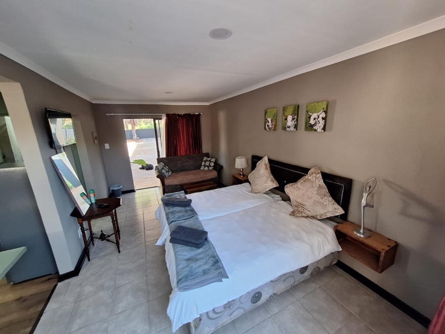 5 Bedroom Property for Sale in Noordhoek Free State